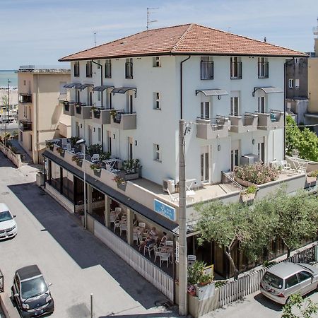 Hotel Villa Dei Gerani Rimini Eksteriør bilde