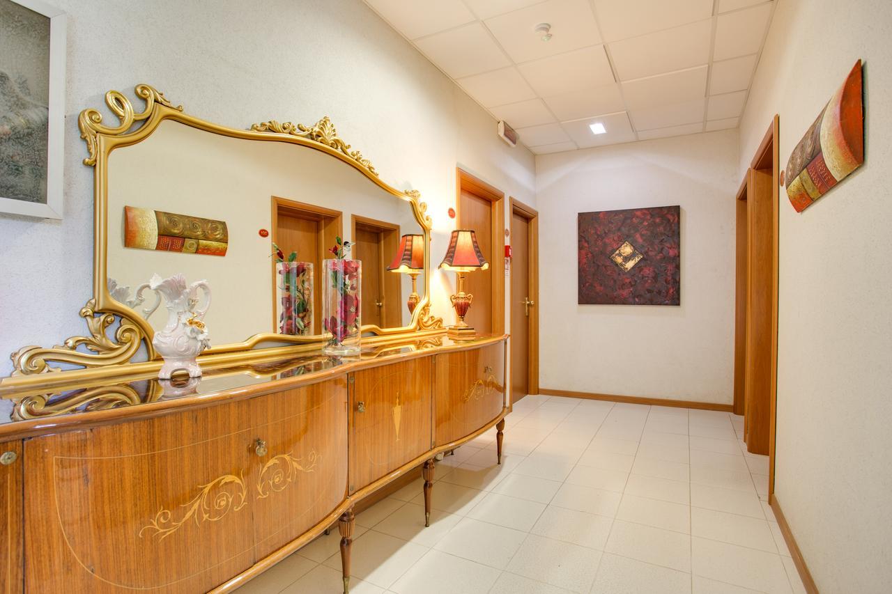 Hotel Villa Dei Gerani Rimini Eksteriør bilde